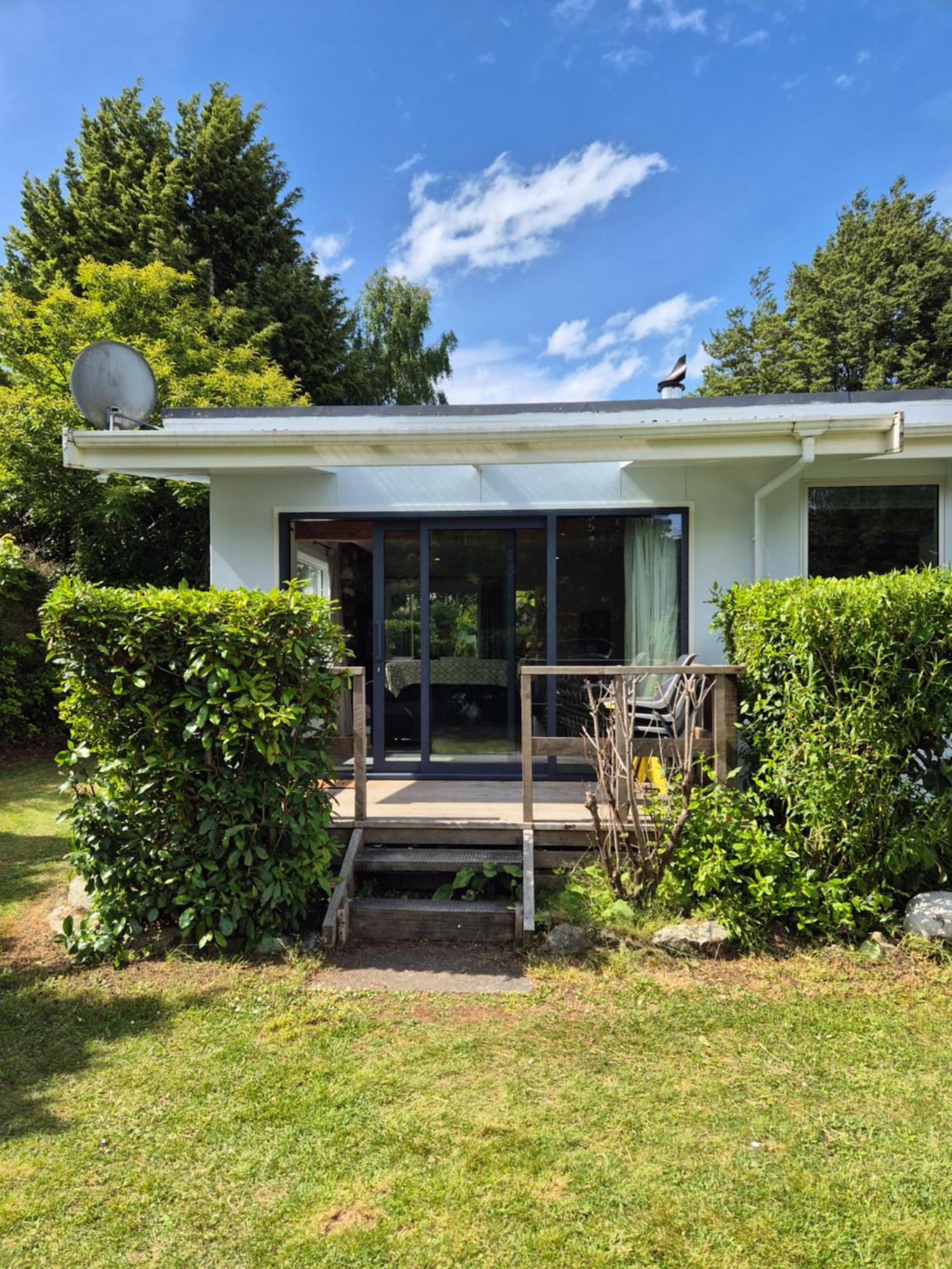 Cosy Getaway In Manapouri Villa Bagian luar foto