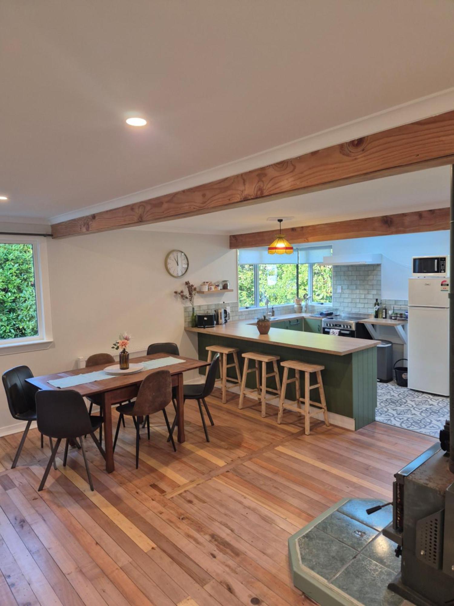 Cosy Getaway In Manapouri Villa Bagian luar foto